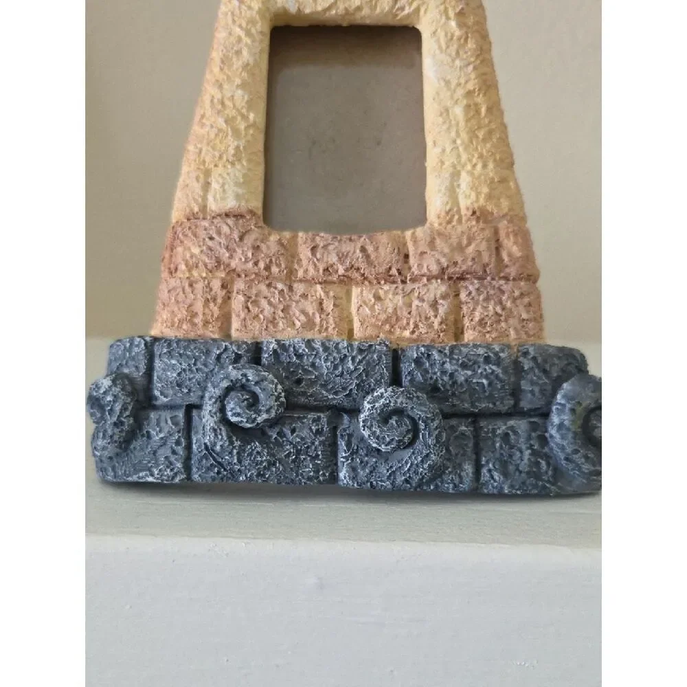 Decorative Yellow and Gray Lighthouse Photo Frame